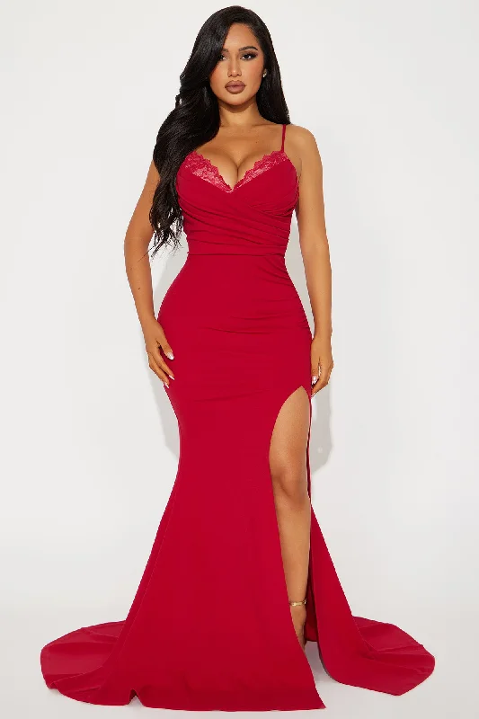 Olivia Lace Trim Gown - Red