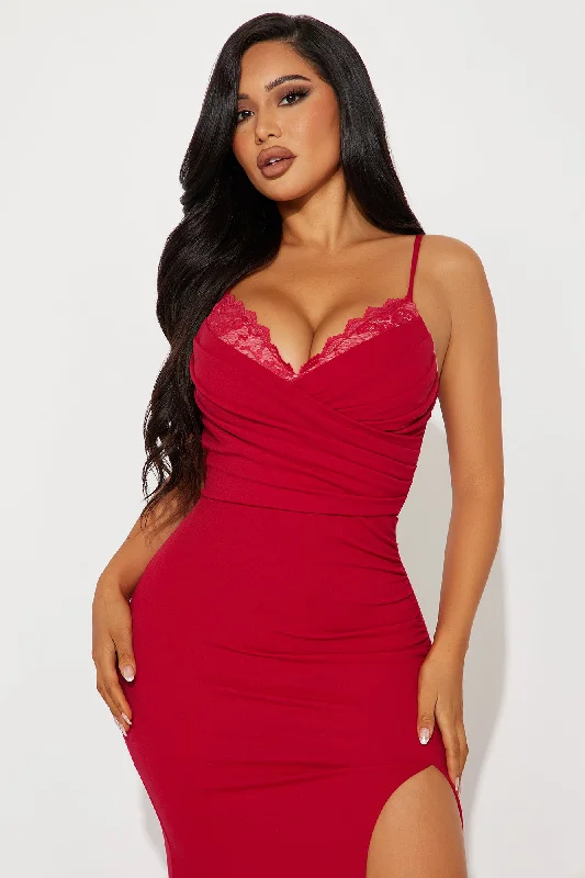 Olivia Lace Trim Gown - Red